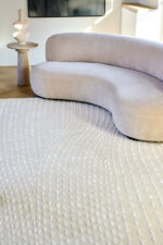 White Kantha - Image 3